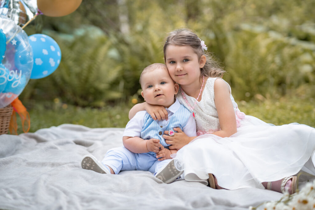 krikstynos fotografas fotografavimas vaikai baznycia seima pora kunigas krikstas